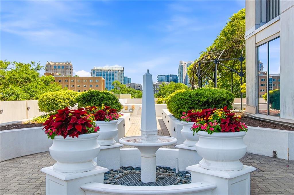 2828 Peachtree Road NW Unit 2402