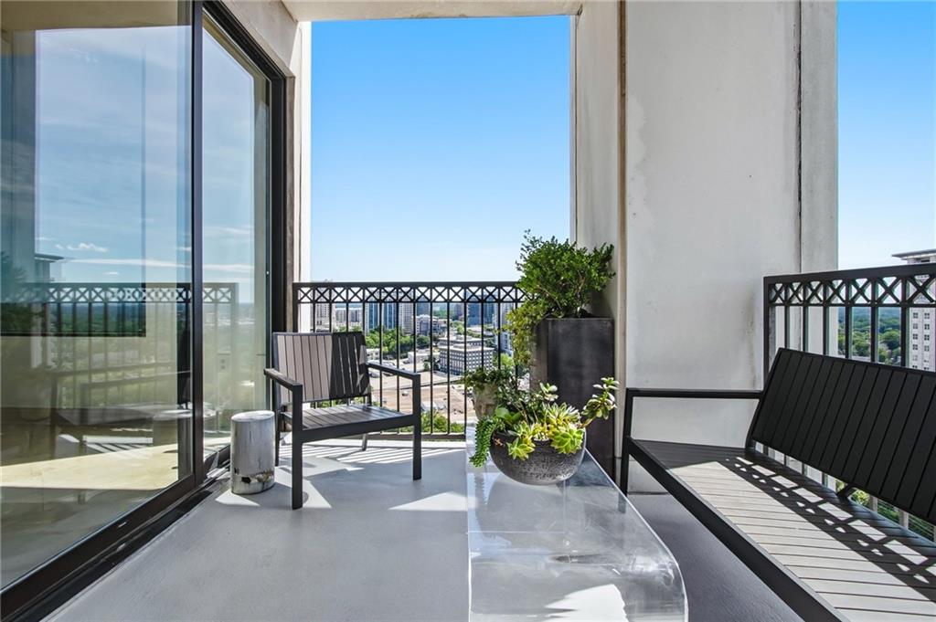 2828 Peachtree Road NW Unit 2402