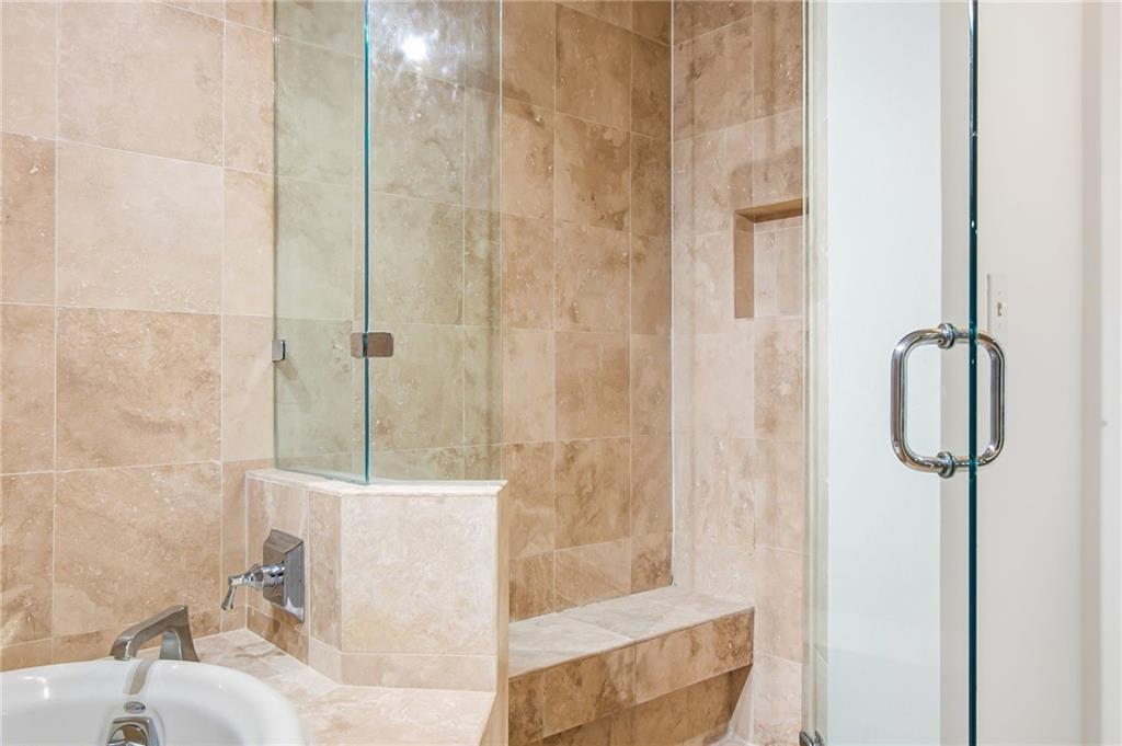 2828 Peachtree Road NW Unit 2402