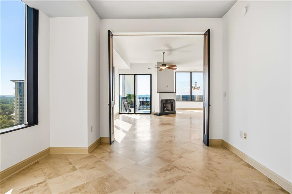2828 Peachtree Road NW Unit 2402