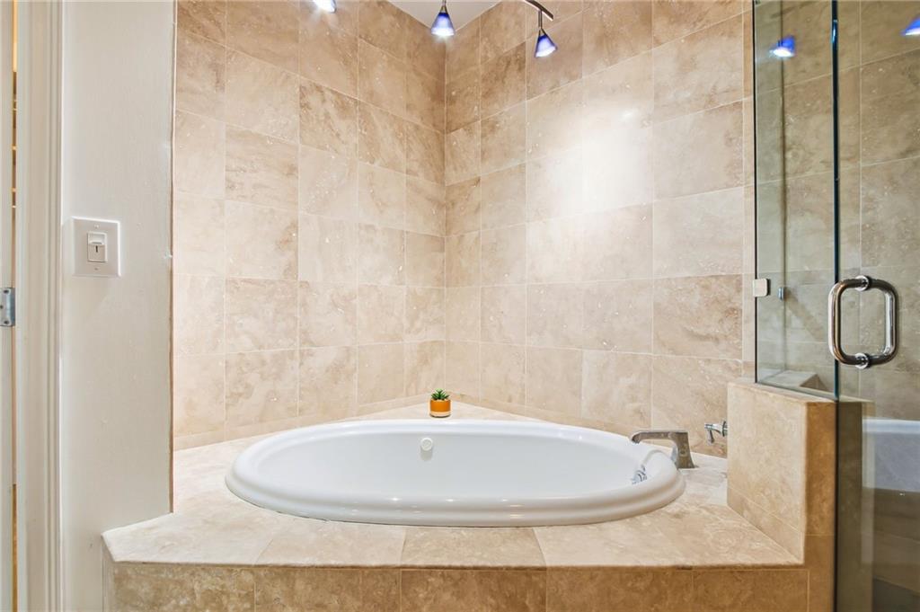 2828 Peachtree Road NW Unit 2402