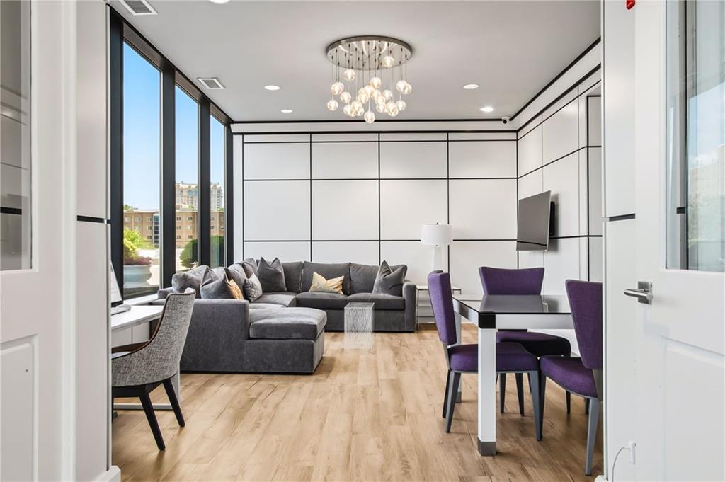 2828 Peachtree Road NW Unit 2402