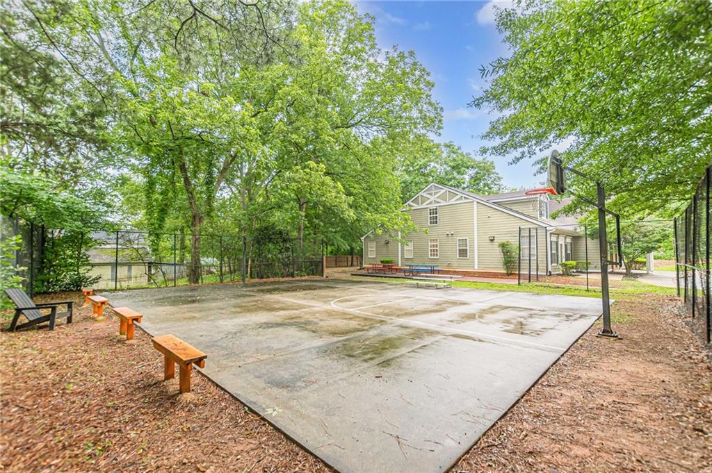 1892 Washington Road