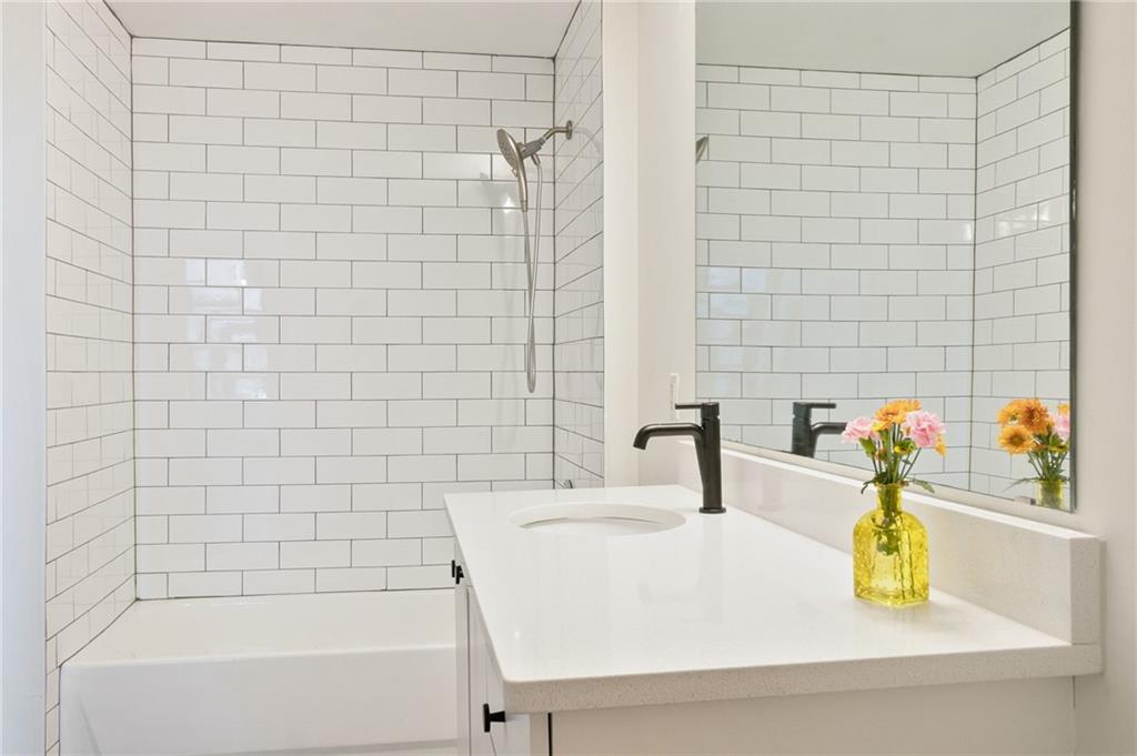 170 Boulevard SE Unit H421