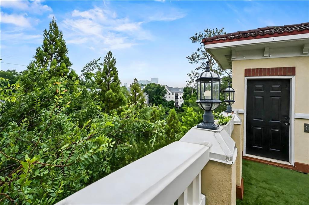 3541 Roswell Road NE Unit 11