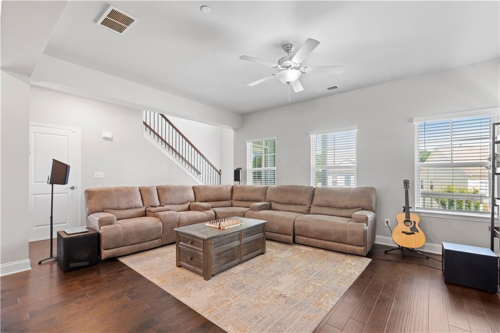 1030 Shy Lane