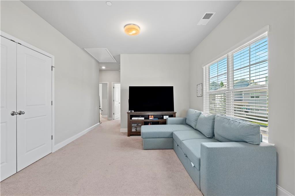 1030 Shy Lane