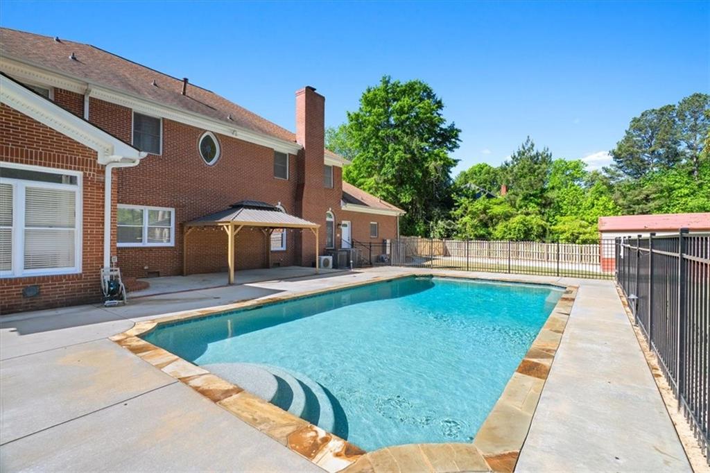 130 Victoria Drive