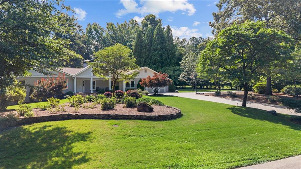 223 Cathy Ann Lane NW