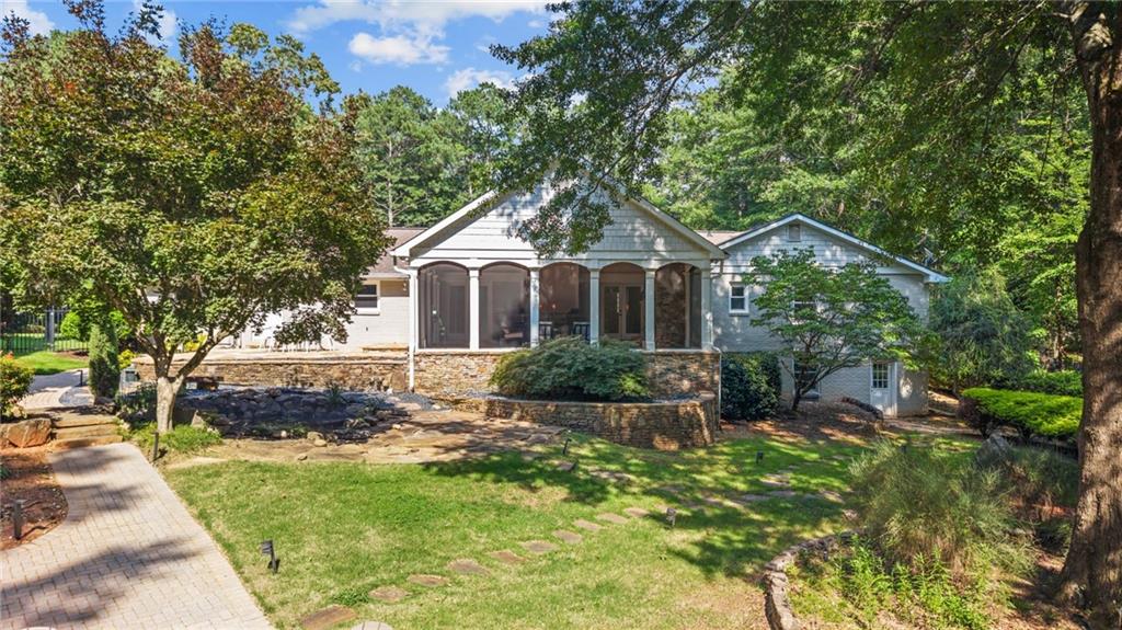 223 Cathy Ann Lane NW