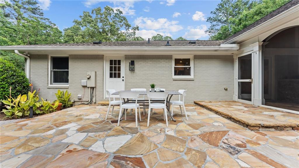 223 Cathy Ann Lane NW
