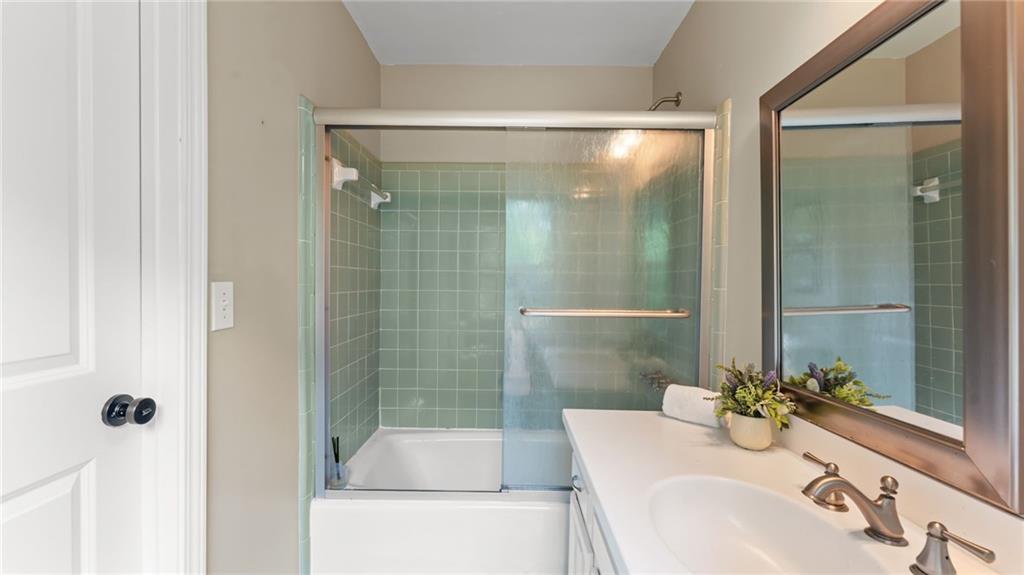 223 Cathy Ann Lane NW