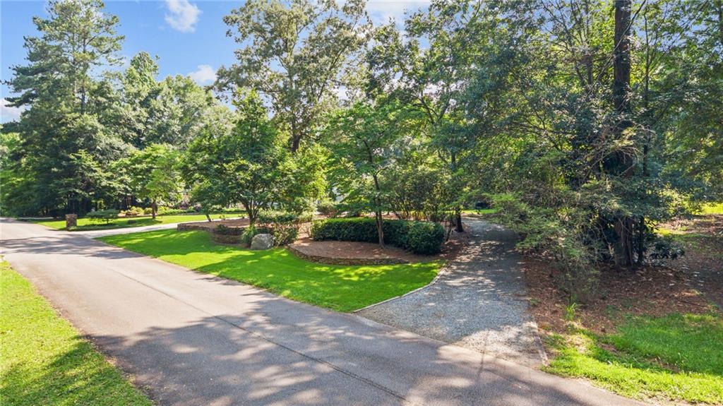 223 Cathy Ann Lane NW