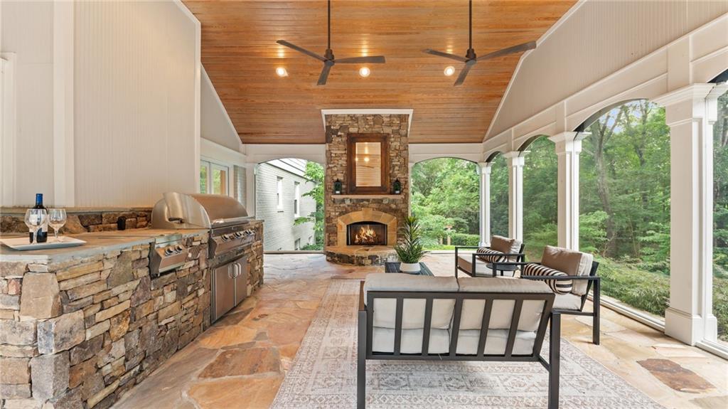 223 Cathy Ann Lane NW