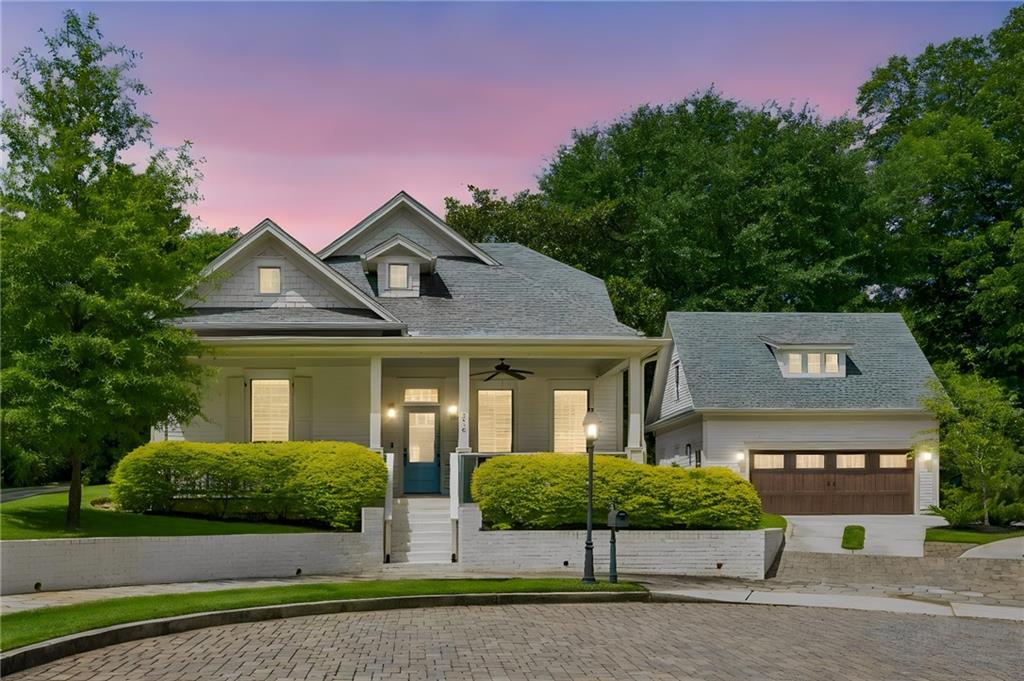 216 Haralson Lane NE
