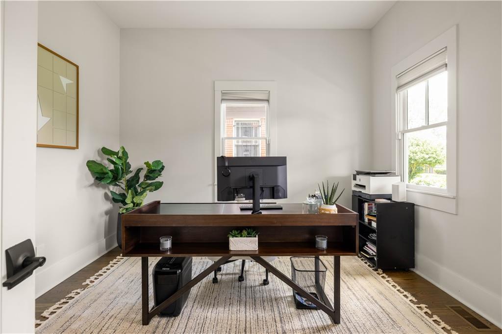 1352 Donnelly Avenue SW