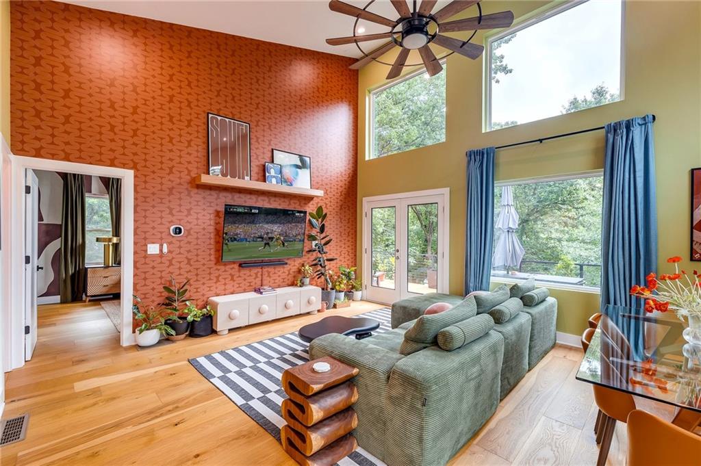 1996 Phillips Drive SE