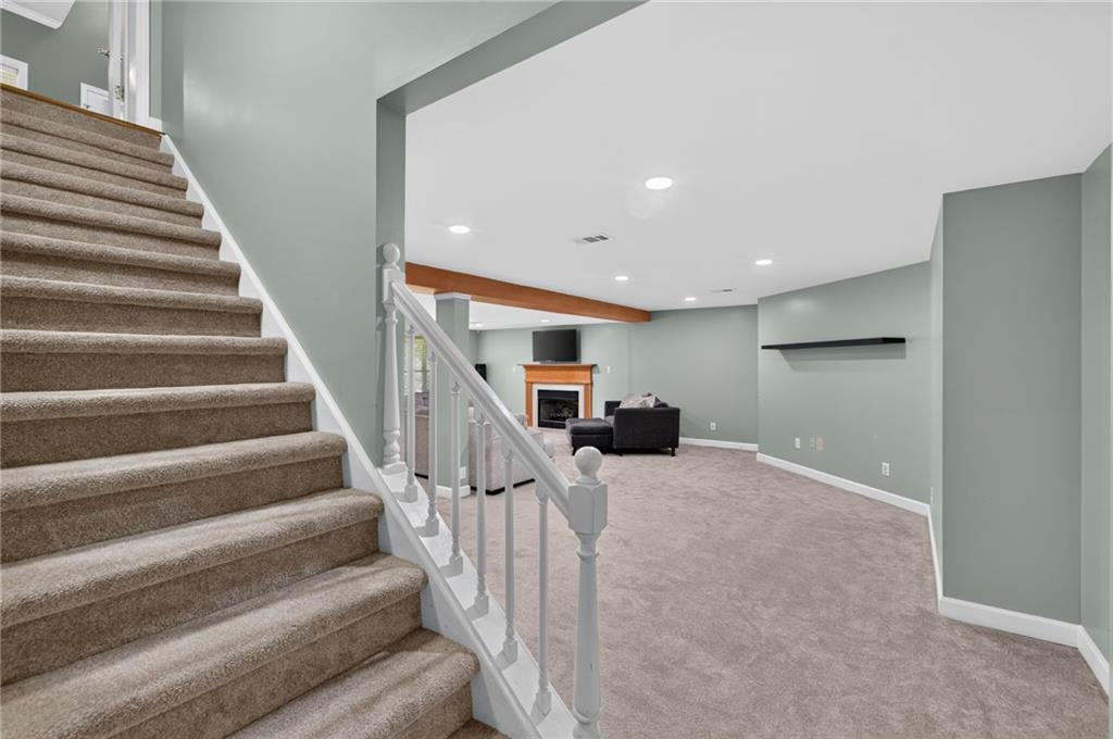 5950 Sequoia Lane
