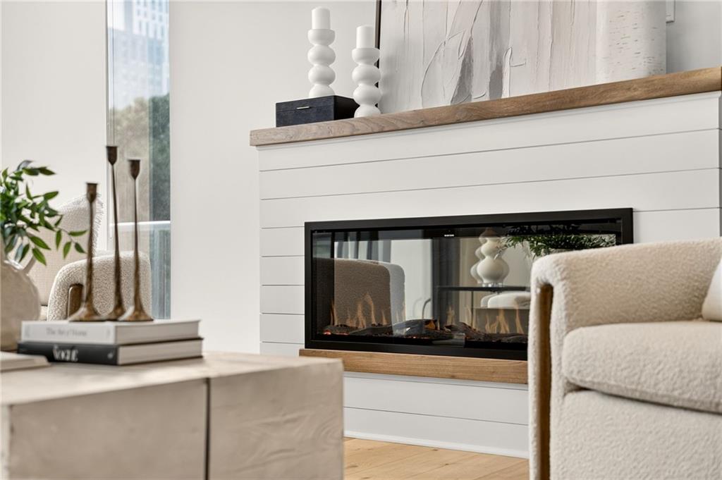40 12th Street NE Unit 806