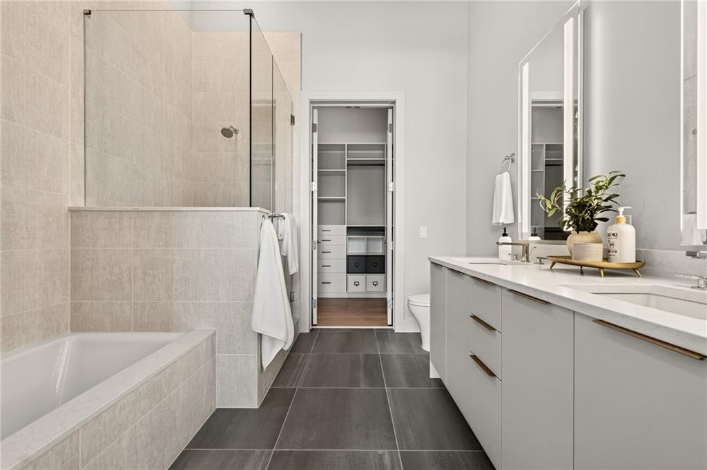 40 12th Street NE Unit 806