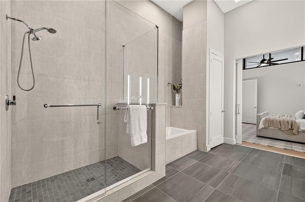 40 12th Street NE Unit 806