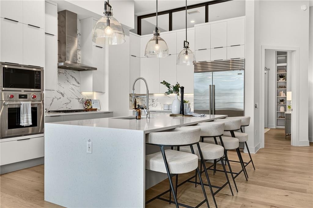 40 12th Street NE Unit 806