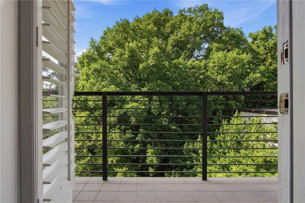 3655 Peachtree Road NE Unit 401