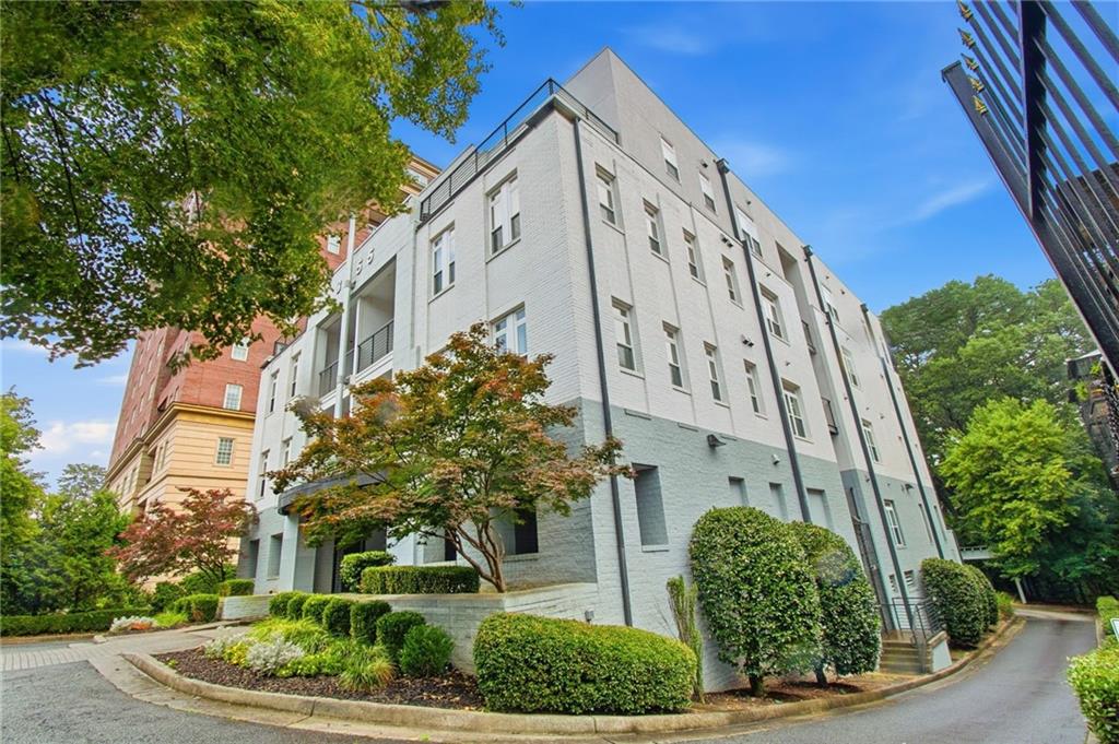 3655 Peachtree Road NE Unit 401