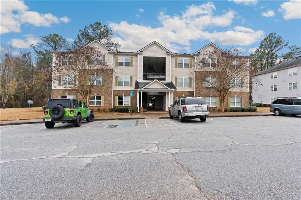 6104 Waldrop Place