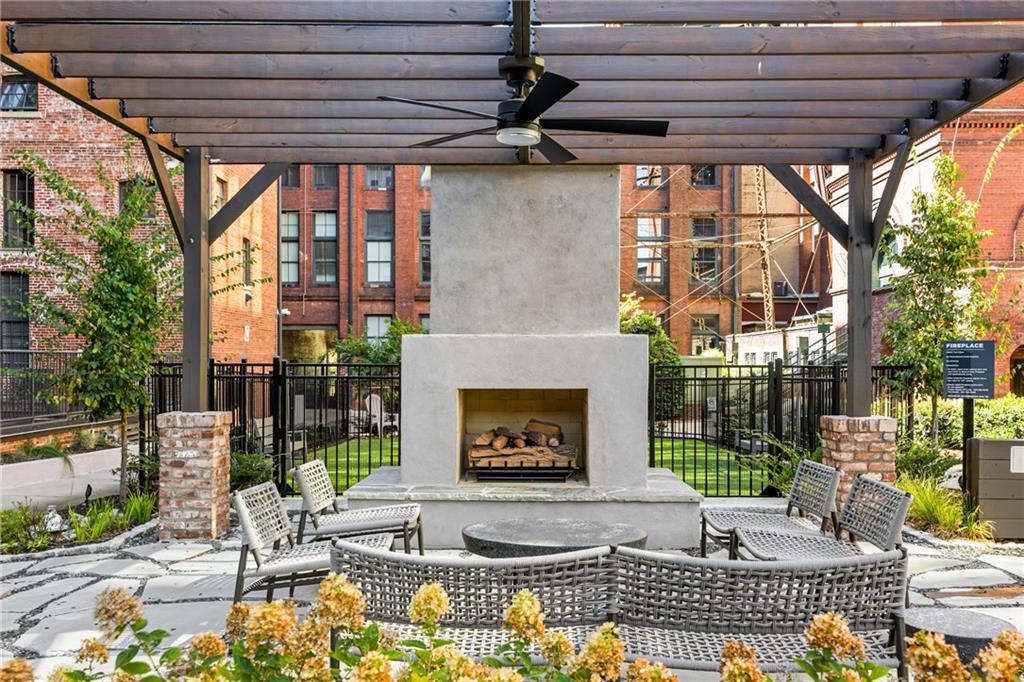 170 Boulevard SE Unit E223
