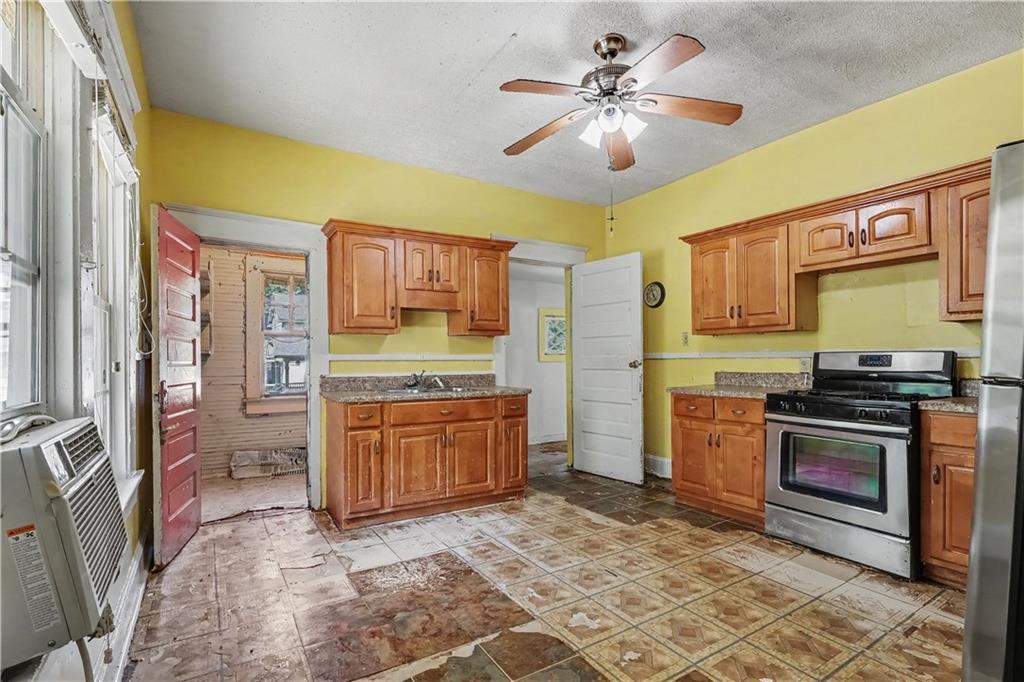 118 Mcdonough Boulevard SE