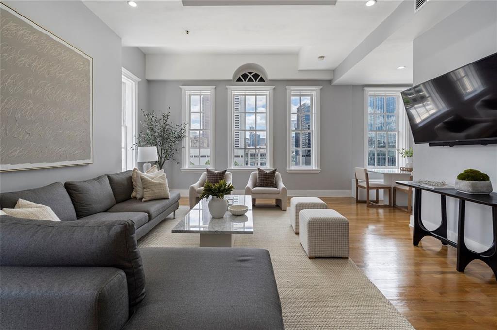 30 5th Street NE Unit 1001