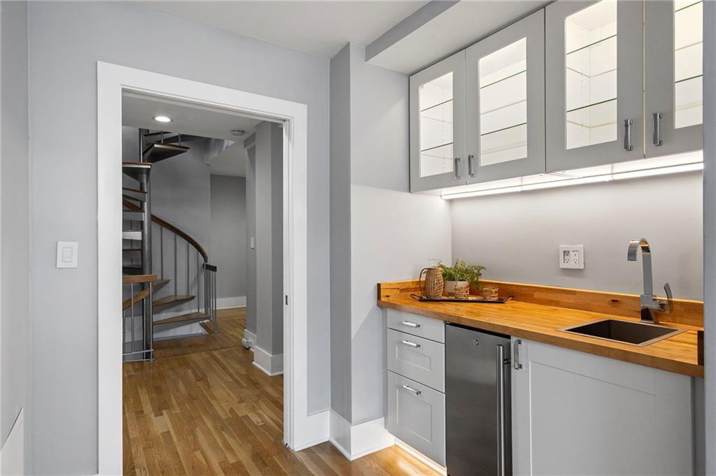 30 5th Street NE Unit 1001