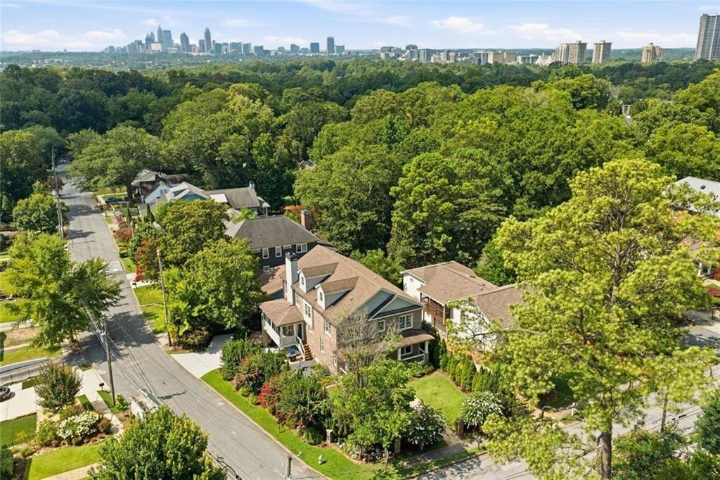 383 Peachtree Avenue NE