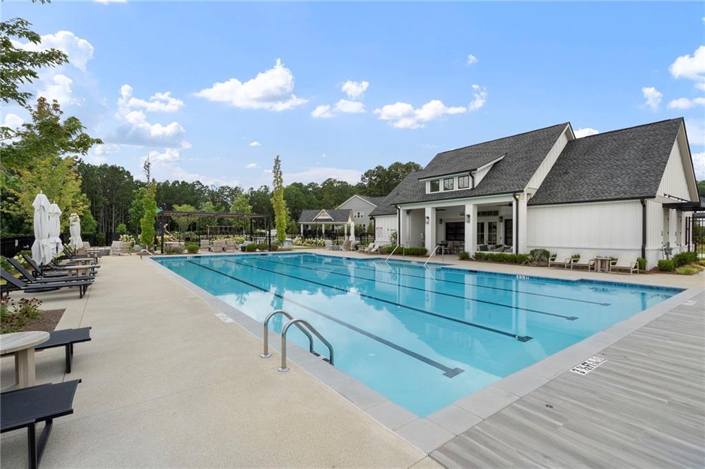 582 Meadow Way