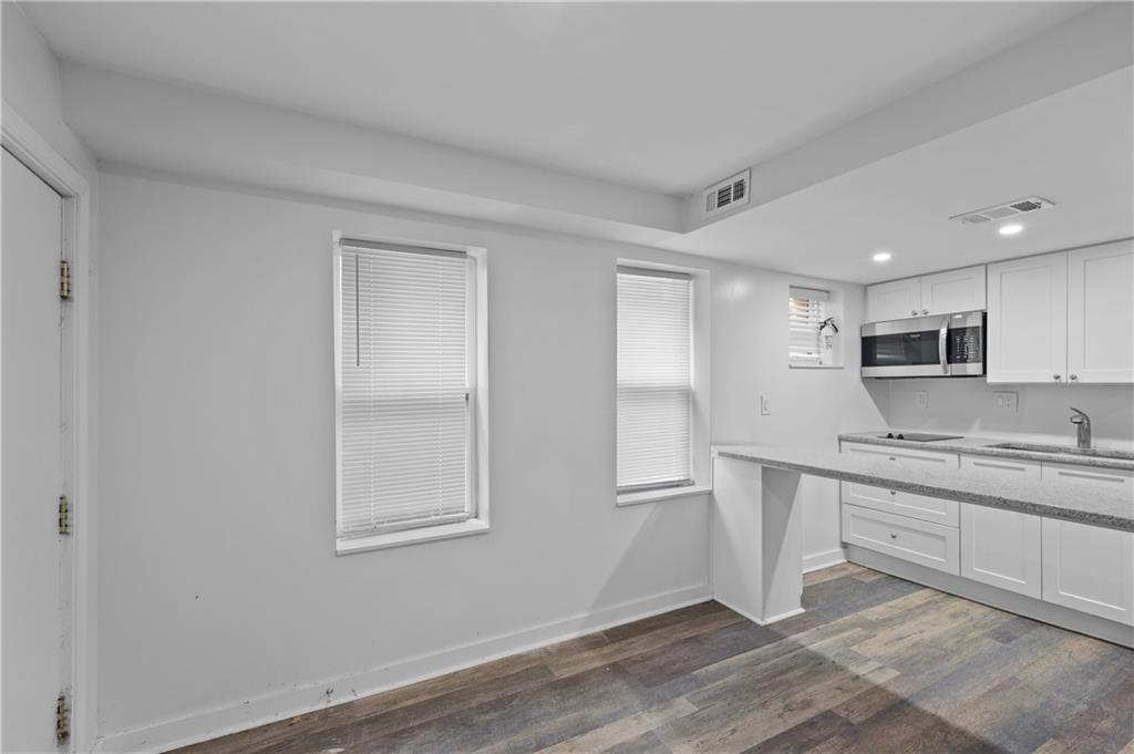 789 Barnett Street NE Unit 4