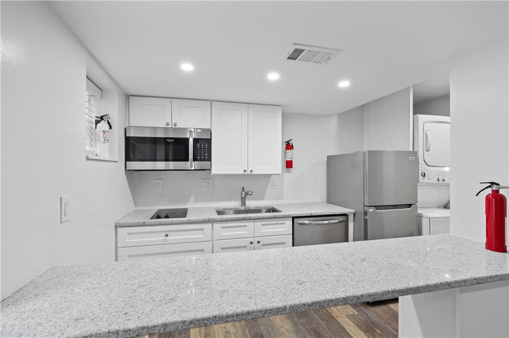 789 Barnett Street NE Unit 4