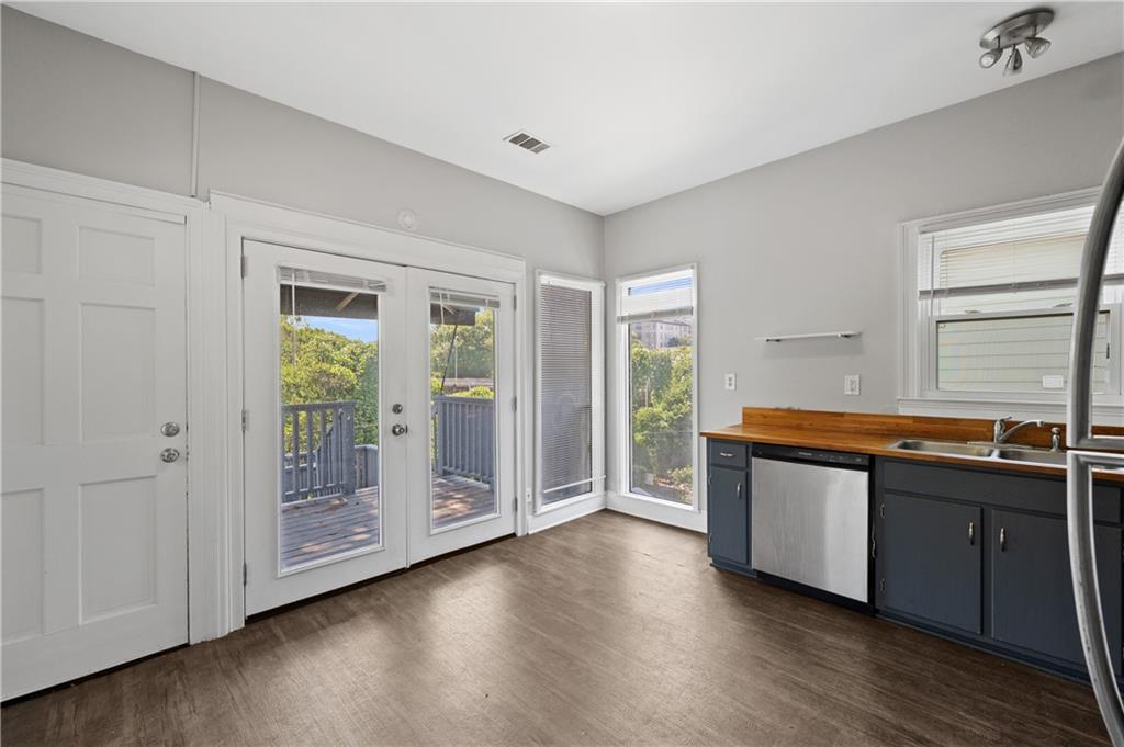 693 Myrtle Street NE Unit 3