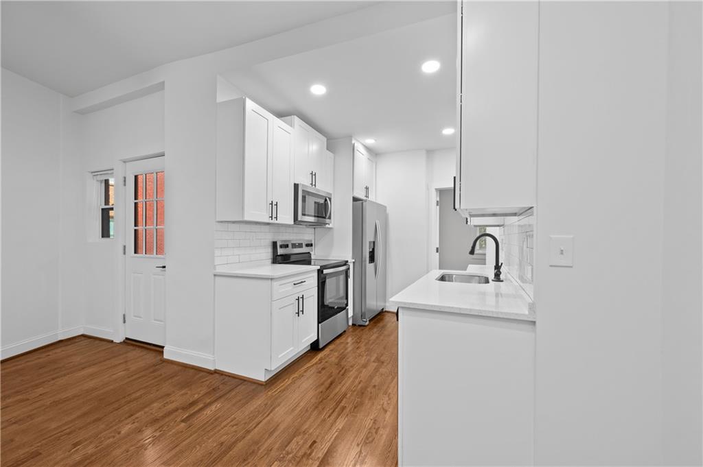360 Ponce De Leon Avenue NE Unit 4