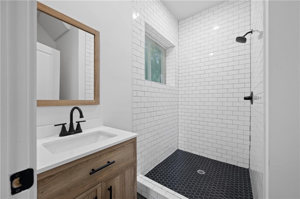 360 Ponce De Leon Avenue NE Unit 4