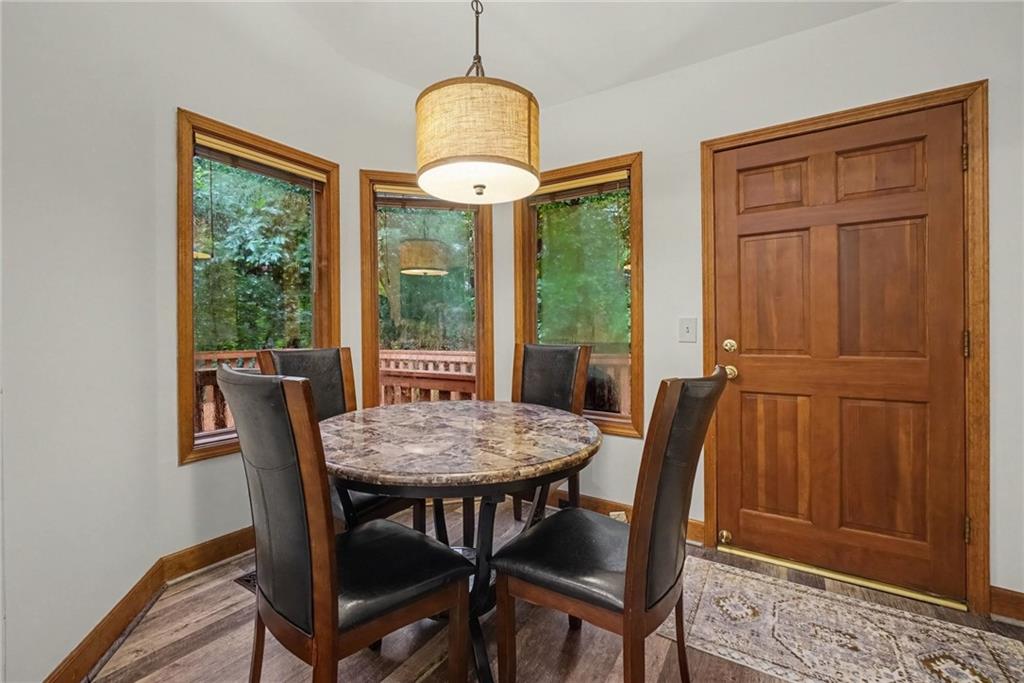 365 Crosstree Lane