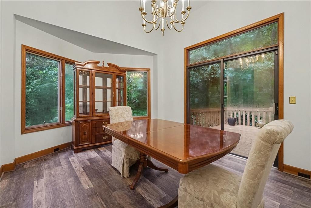 365 Crosstree Lane