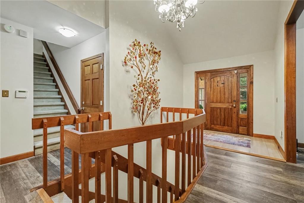 365 Crosstree Lane