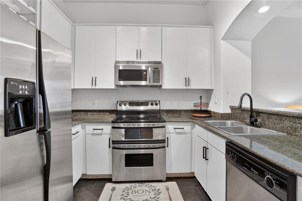 3445 Stratford Road NE Unit 1105