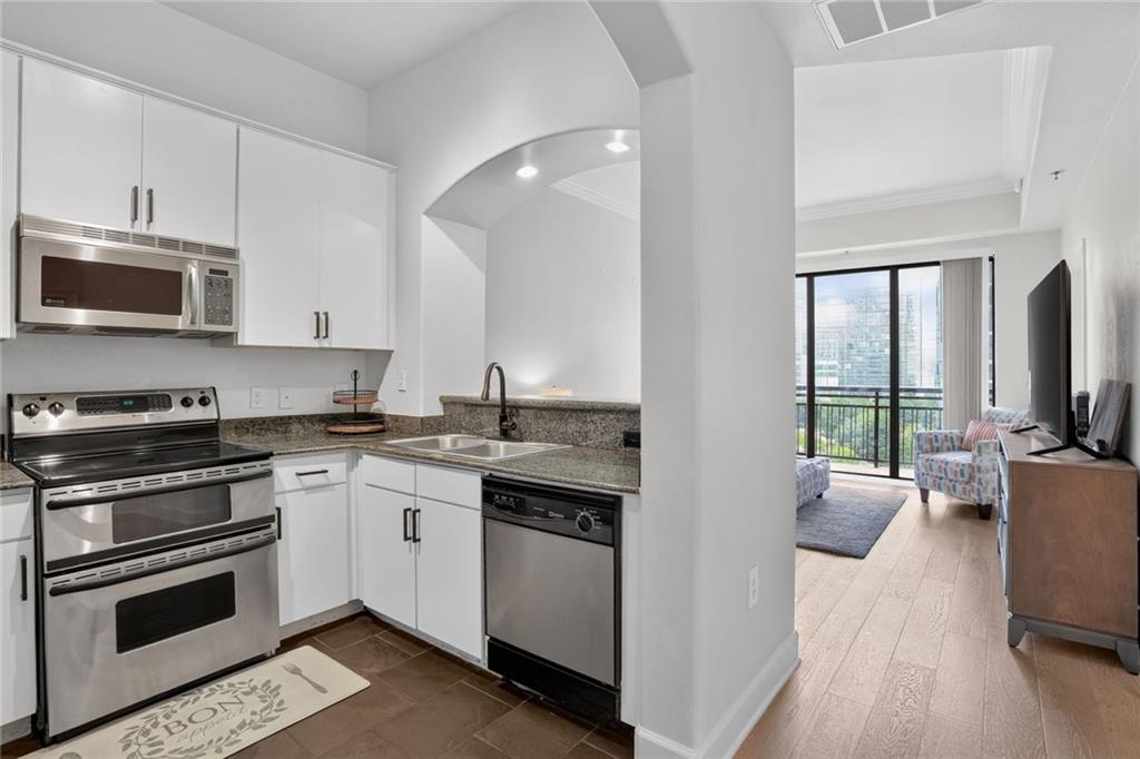 3445 Stratford Road NE Unit 1105