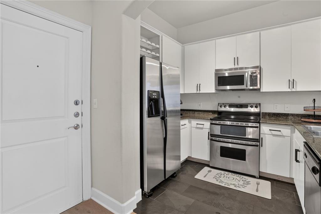 3445 Stratford Road NE Unit 1105