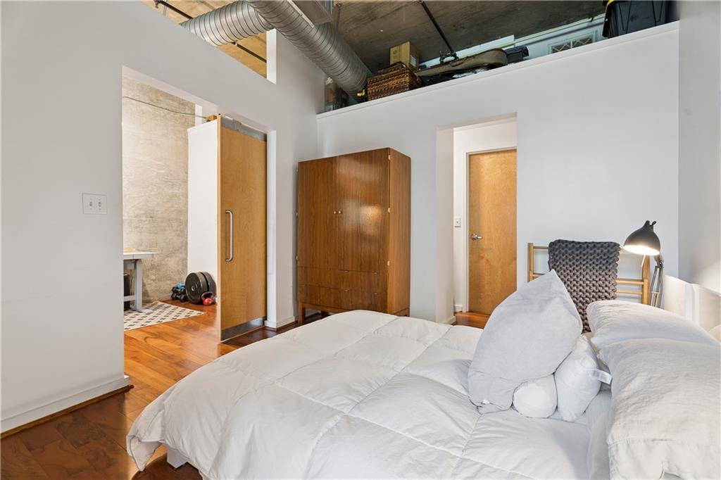 640 Glen Iris Drive NE Unit 517