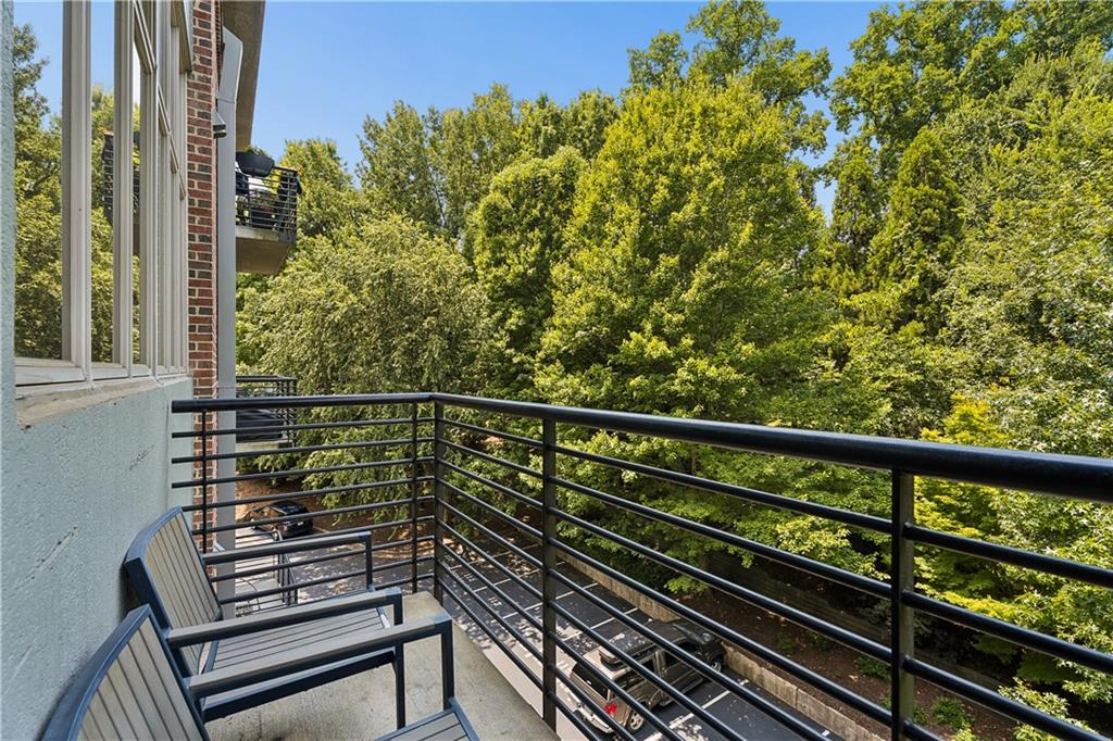 640 Glen Iris Drive NE Unit 517