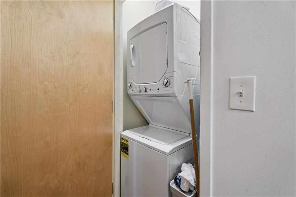 640 Glen Iris Drive NE Unit 517