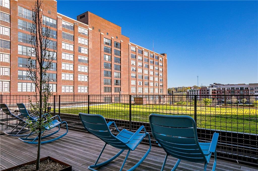 640 Glen Iris Drive NE Unit 517